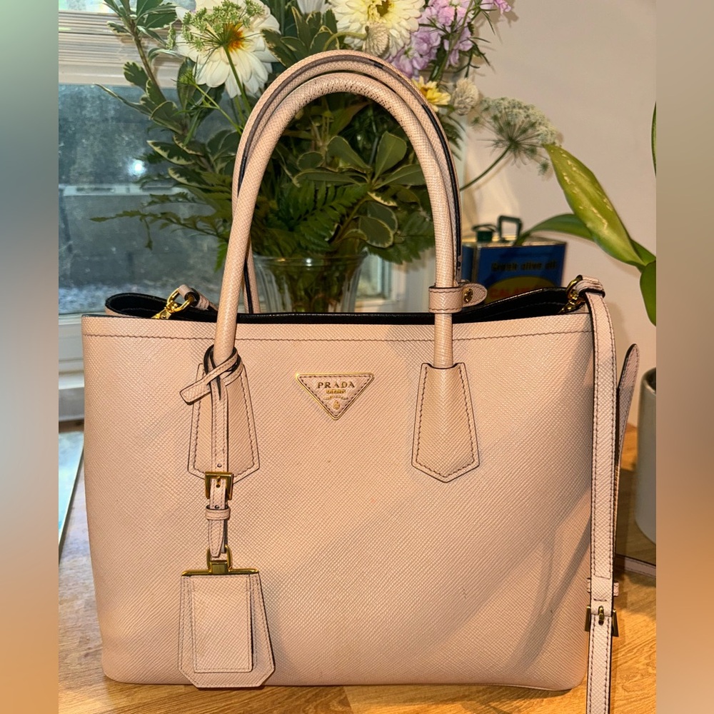Prada Tote handbag leather rose